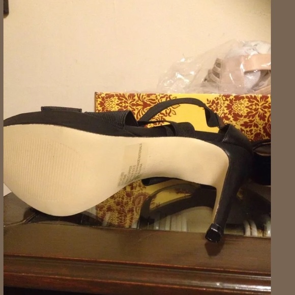 Black stiletto heels size 8 - Picture 5 of 6